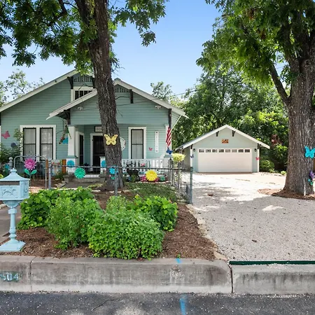 Ms Bunnys Bungalow